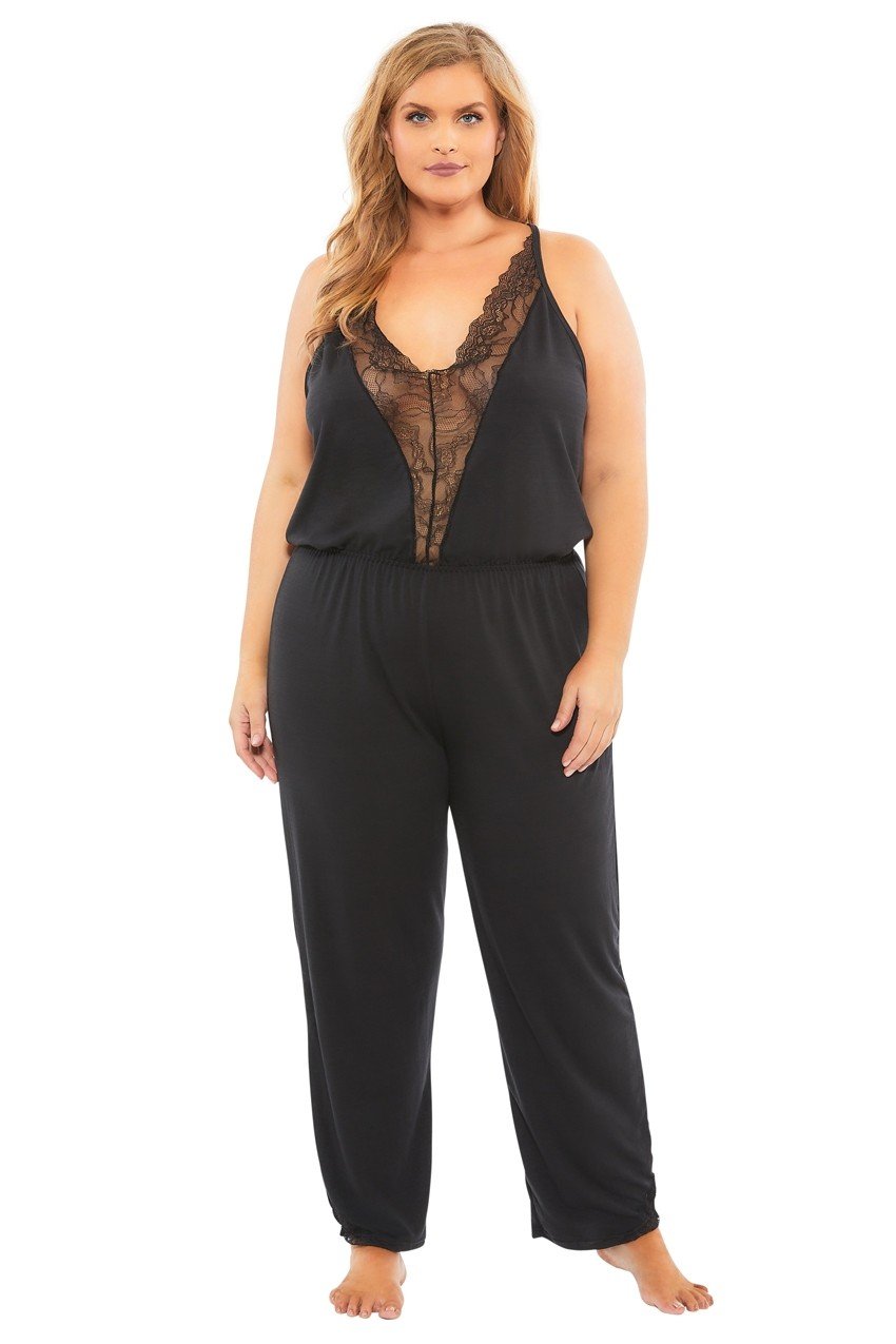 Robes and Sleepwear: 7 Pieces to Keep You Cozy This Autumn